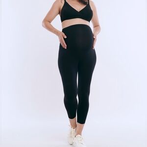 Motherhood Maternity Essential Stretch Secret Fit Crop Leggings in Black Size L